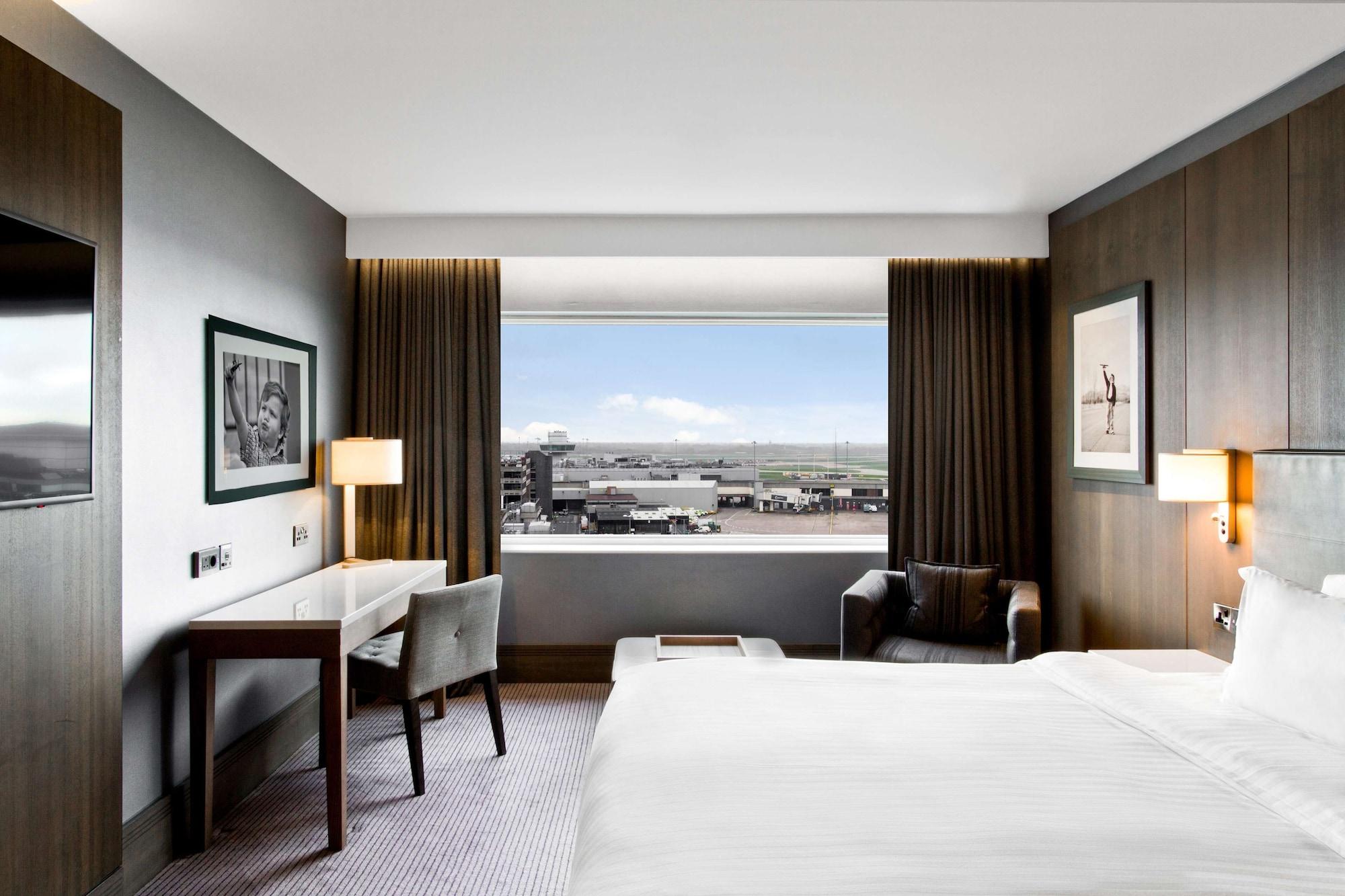 Radisson Blu Manchester Airport Hale  Esterno foto